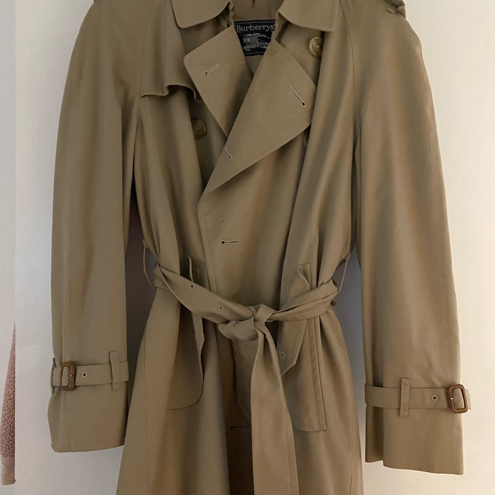 Burberry Classic Beige Trench Coat